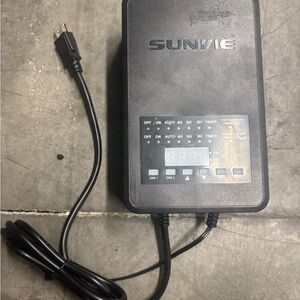 SUNVIE 120W Low Voltage Transformer for Landscape Lighting LVT-MT120-1214AC